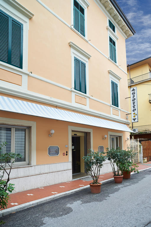 Hotel Cavallotti & Giotto Montecatini Terme Extérieur photo